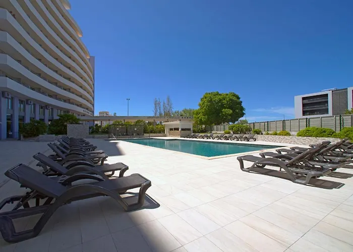 Full Moon By Interhome ポルティマン